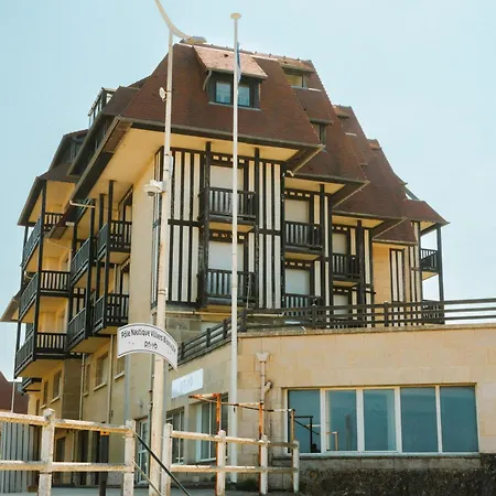 Апартаменты M2m Magnifique Vue - Avec Balcon - Les Pieds Dans L Eau! Блонвиль-сюр-Мер