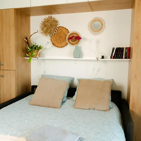 Апартаменты M2m Magnifique Vue - Avec Balcon - Les Pieds Dans L Eau!