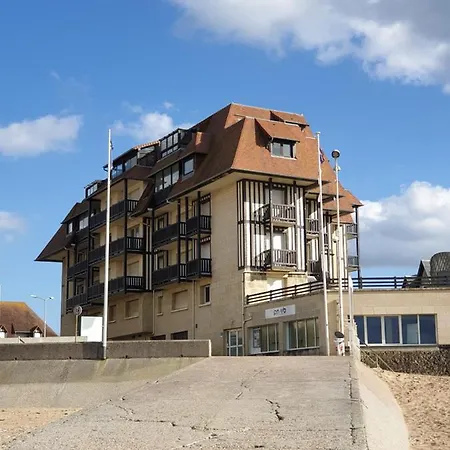 Apartment M2m Magnifique Vue - Avec Balcon - Les Pieds Dans L Eau! *