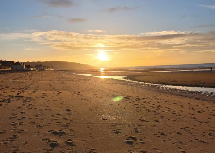 Appartement M2m Magnifique Vue - Avec Balcon - Les Pieds Dans L Eau!